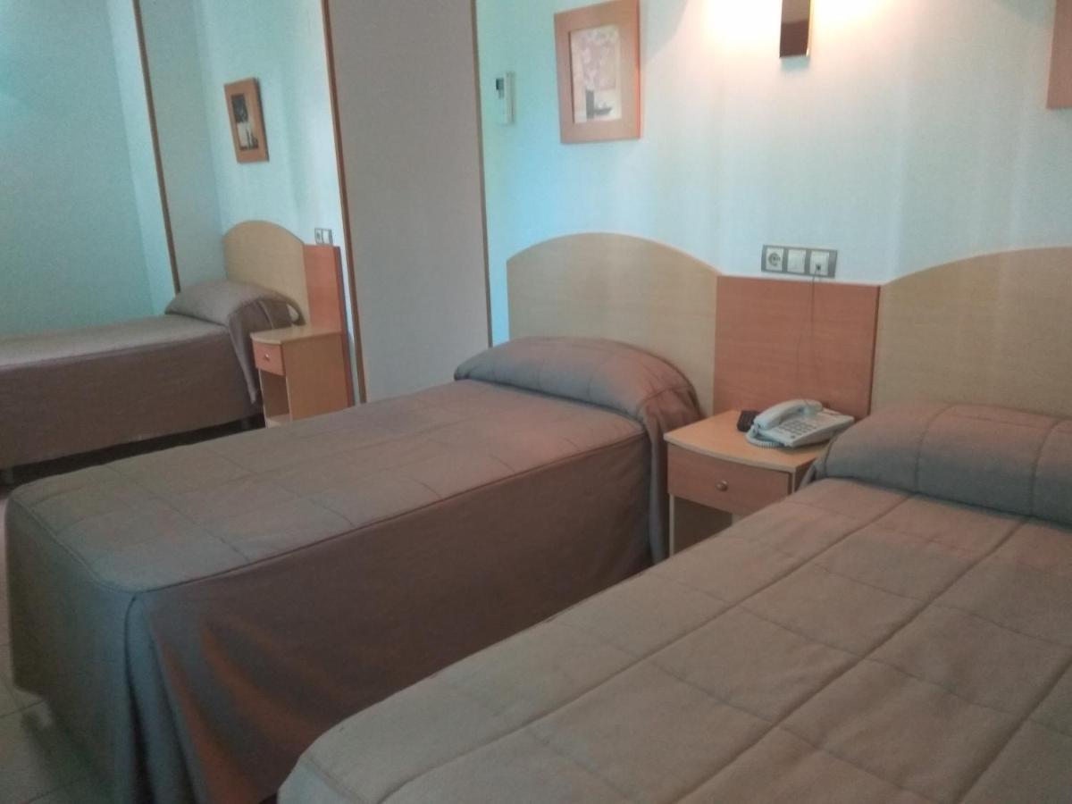Hostal El Arco Мехорада-дель-Кампо Экстерьер фото