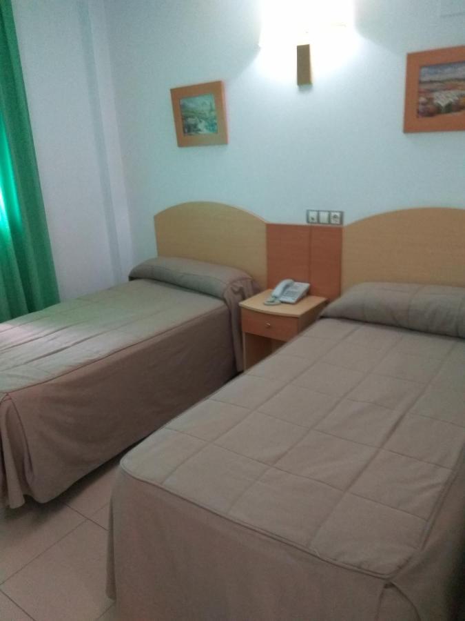 Hostal El Arco Мехорада-дель-Кампо Экстерьер фото