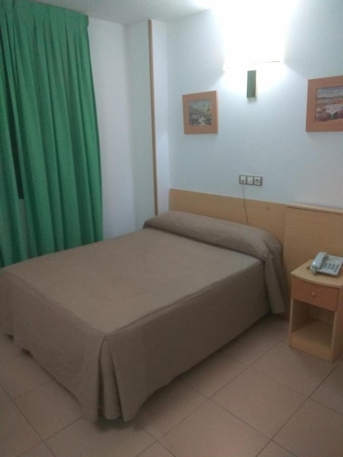 Hostal El Arco Мехорада-дель-Кампо Экстерьер фото